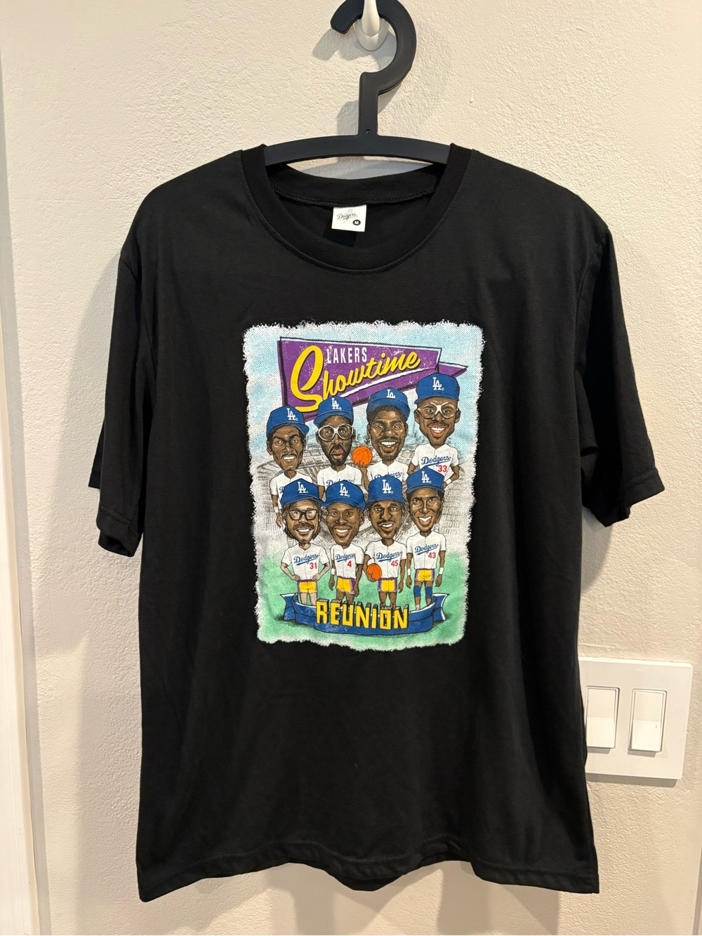 Los Angeles Dodgers Lakers Showtime Reunion SGA T-shirt Adult Size Medium EUC